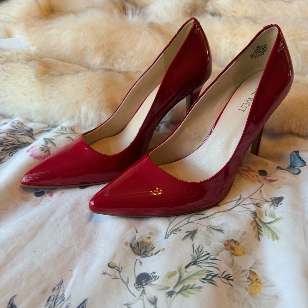 Nine West Elegant Red Faux Patent Leather Women's Pumps 8